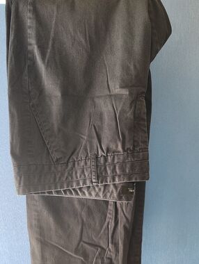 Daisy Fuentes Men's Black Chinos